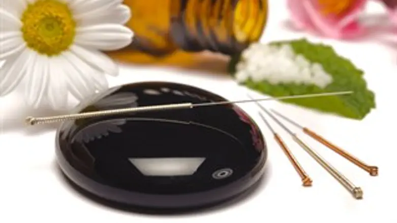 דיקור דוחה קמטים