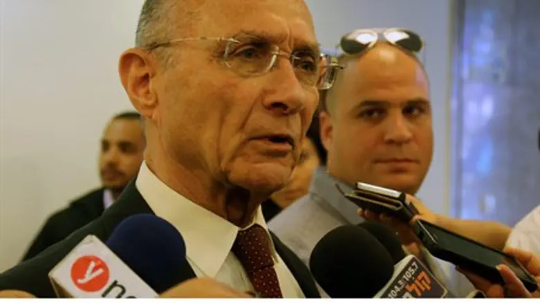 Tourism Minister Uzi Landau