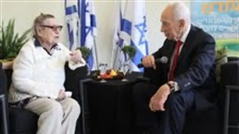 הנשיא פרס עם שובל