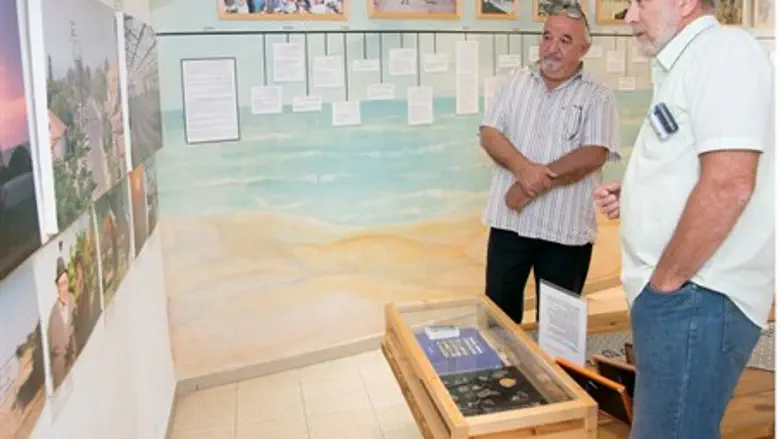 Meir Ben-Yishai at Gush Katif Museum
