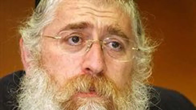 מזהיר מפני העברת נכסים לרוסיה. ח"כ פרוש.