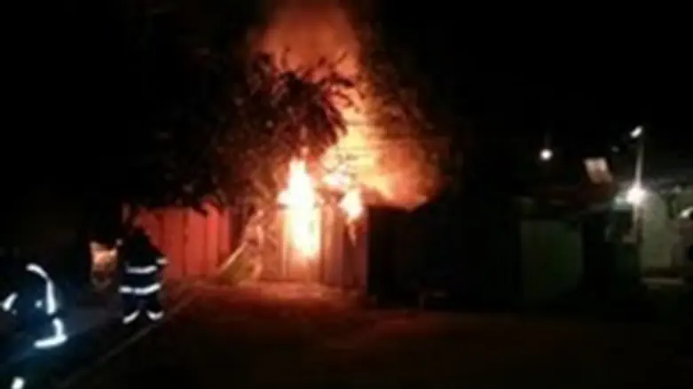 הדליקה במחסן באומן.