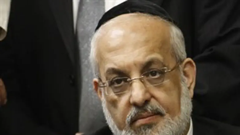 הצביע נגד. נהרי