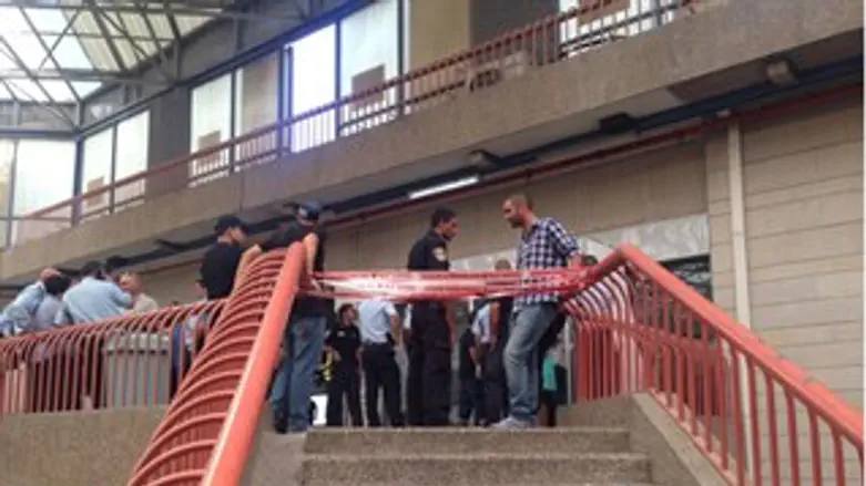 הירי בבניין כלל