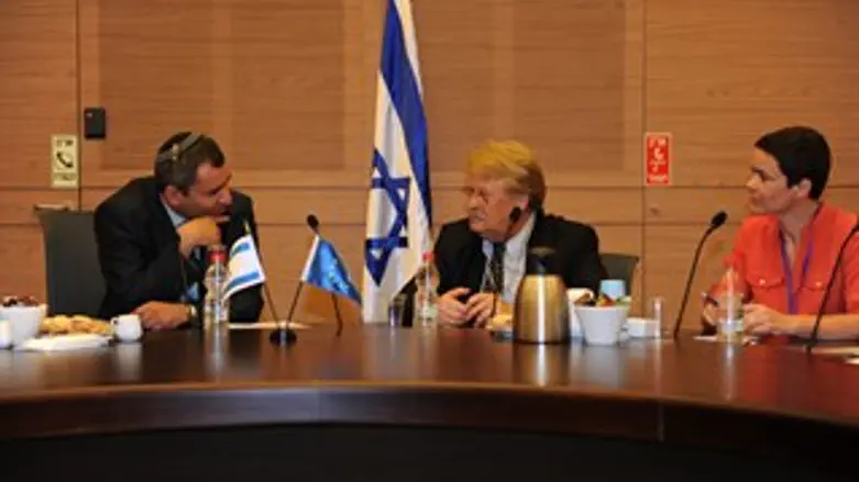 אלקין וברוק. היום