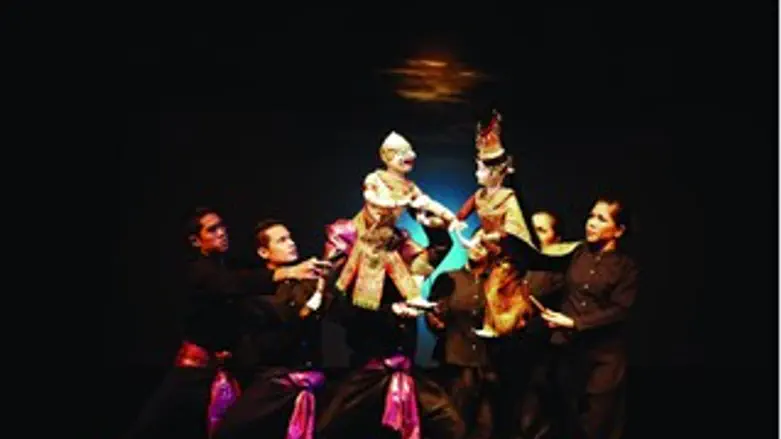 תיאלנד בראי התיאטרון