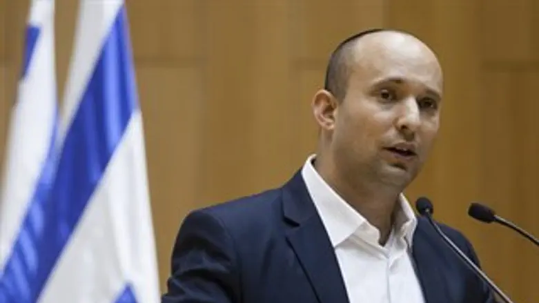 איך זה לא קקרה עד עכשיו? בנט