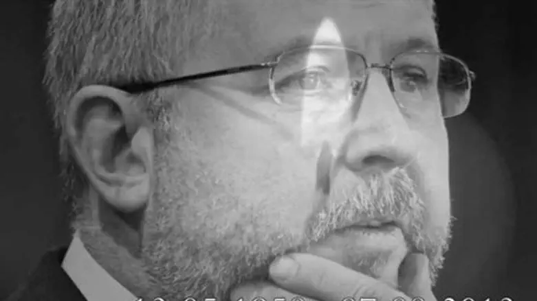 Погиб Василий Тихонов