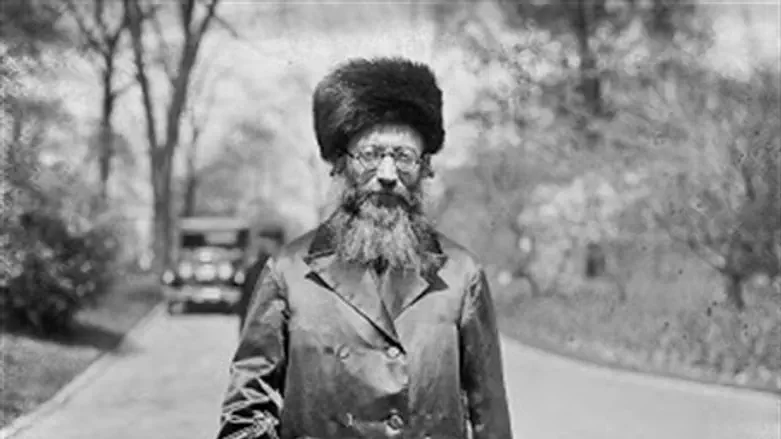 Rav Kook in the USA