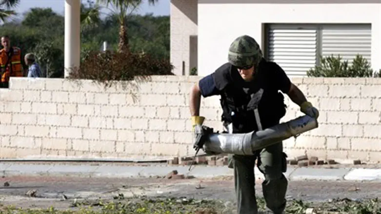 Qassam rocket (archive)