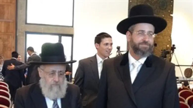 הרבנים הראשיים בבית הנשיא, הבוקר