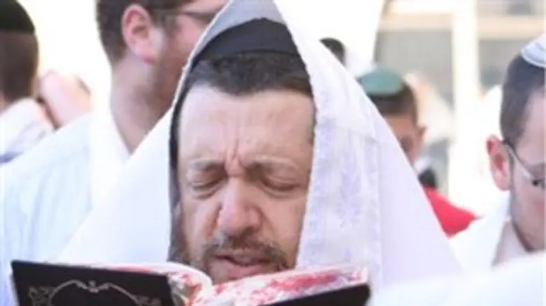 הרב בן ציון קוק