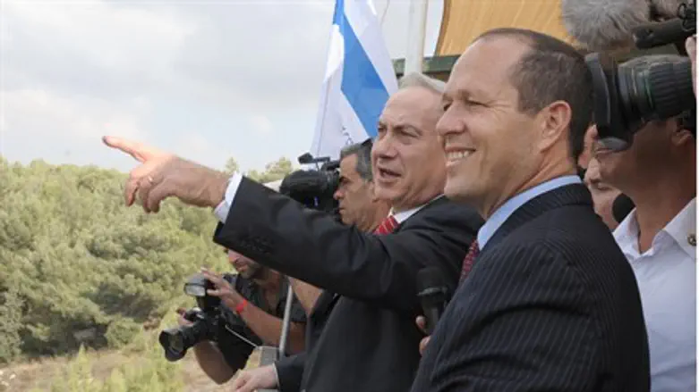 Биньямин Нетаньяху и Нир Баркат