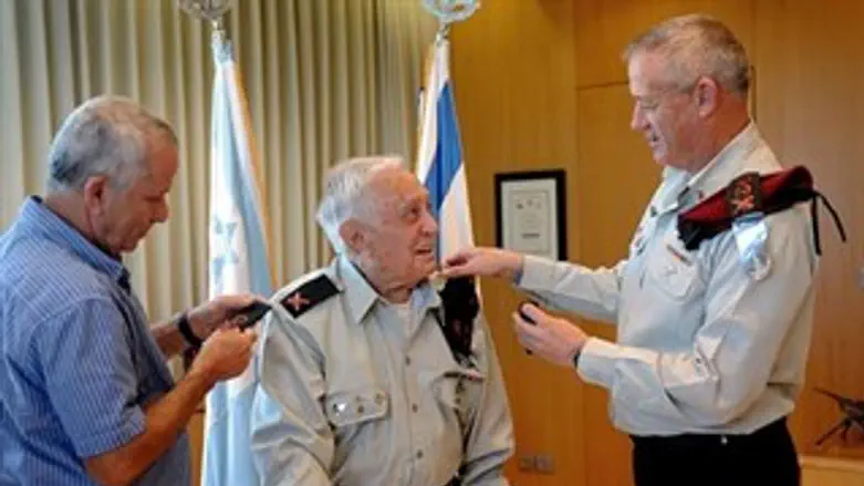 האלוף הטרי פונדק