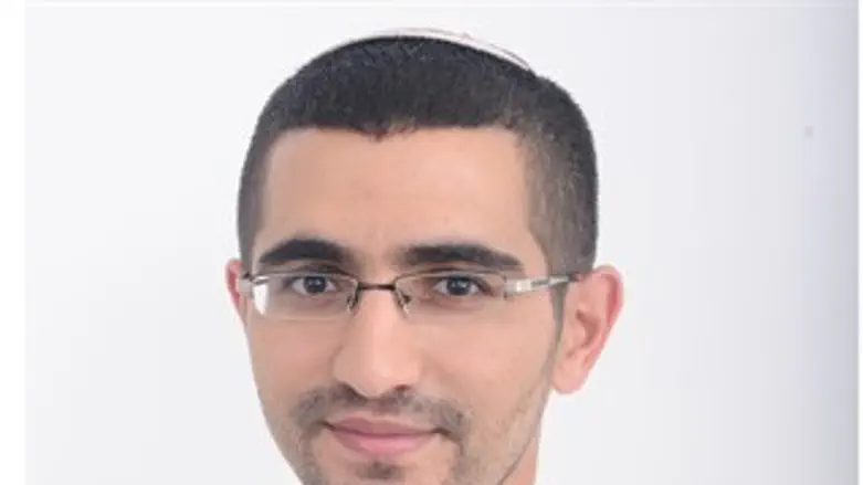 בית לצעירים. נתנאל כהן