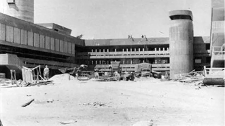 בניית הכור בדימונה