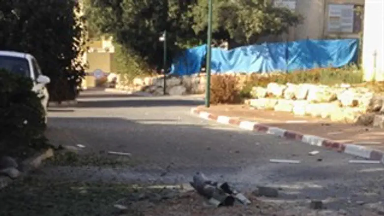 שרידי הרקטה בשבי ציון