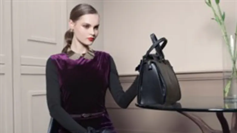 מפלנטה אחרת ומאותה משפחה