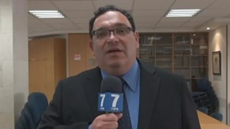 שר החינוך הרב שי פירון