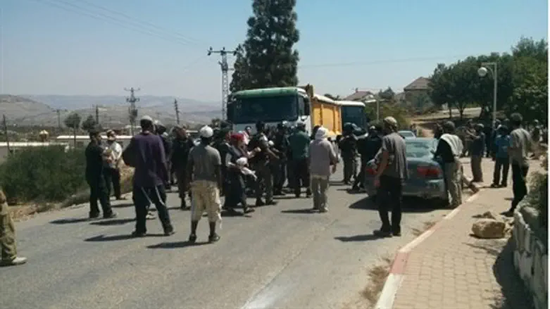 Конфронтация возле Ицхара