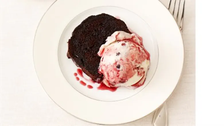 Chocolate cake with pomegranate