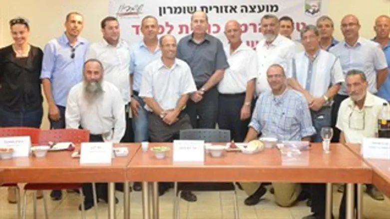 ראשי המועצות עם השר יעלון