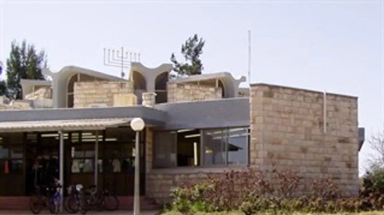 ישיבת בית אל