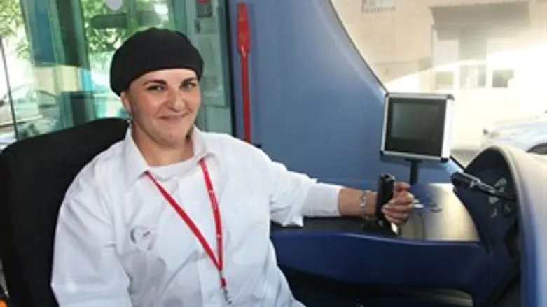 נהגת ראשונה