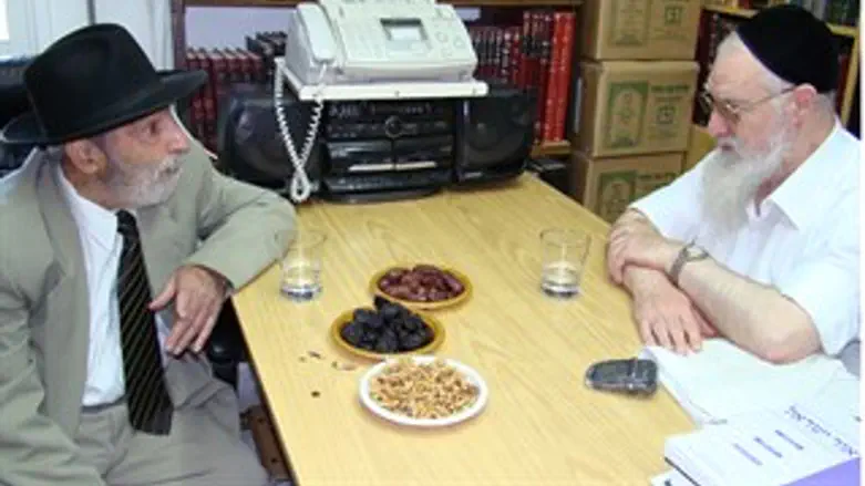 נעים יוסף עם אחיו