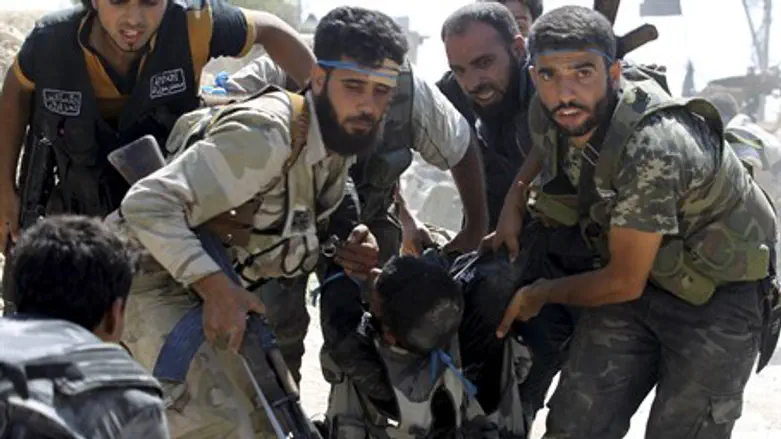 Illustration: Syrian rebels evacuate wounded