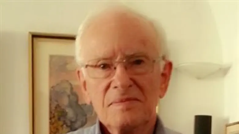 פרופ' צבי אייל