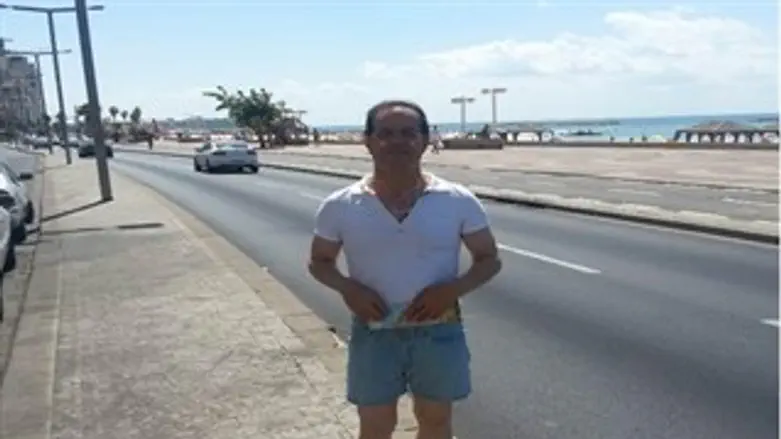 מנצורי בטיילת בתל אביב