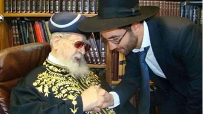 יונתן יוסף עם הסבא, הרב עובדיה זצ"ל