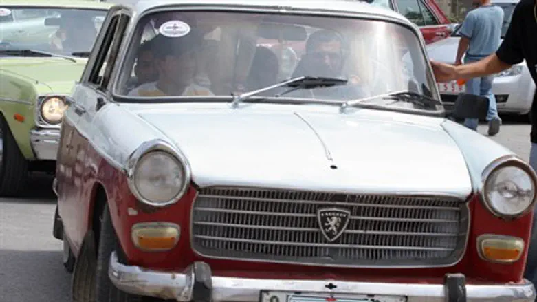 Palestinian Authority car