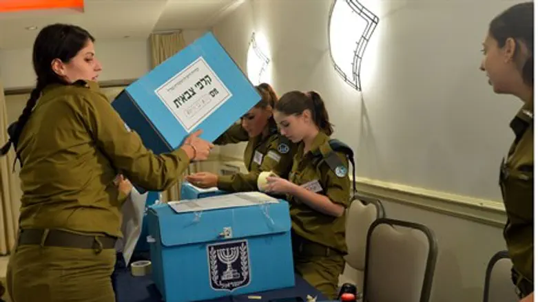 Counting votes at the central election commit