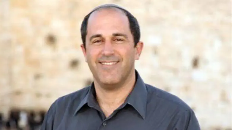 Aryeh King