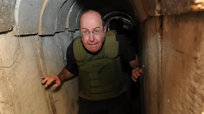 Yaalon in Gaza terror tunnel