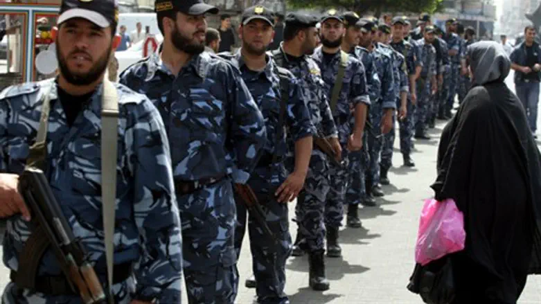 יקבלו עוד נשק? המשטרה הפלסטינית