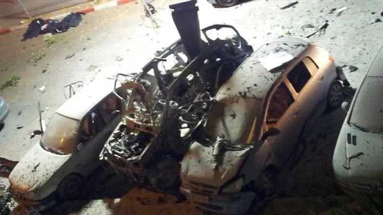 הפיצוץ בתל אביב, הערב