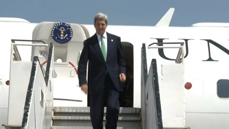 לאן הוא נוסע? קרי