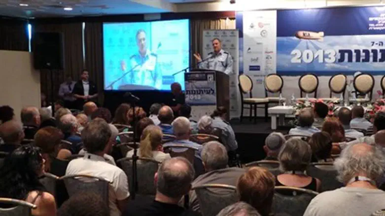 Выступление Йоханана Данино на конференции в