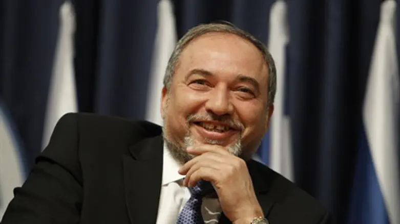 השר ליברמן חוזר למשרד החוץ