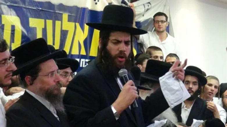 מתקשה בקואליציה. חגיגות הניצחון של פרוש