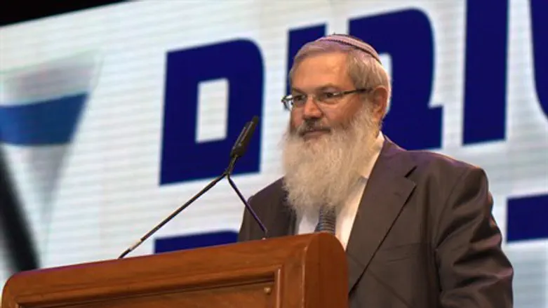 תומך ברב שטרן. ח"כ הרב אלי בן דהן