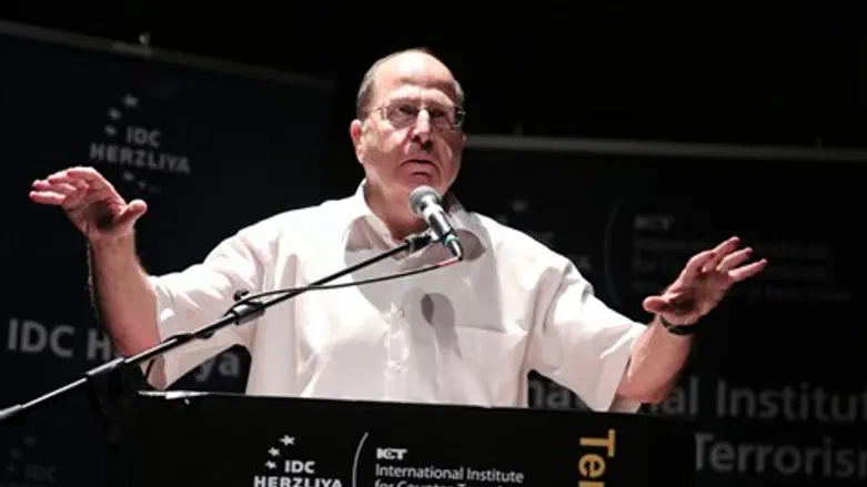 שר הביטחון משה יעלון