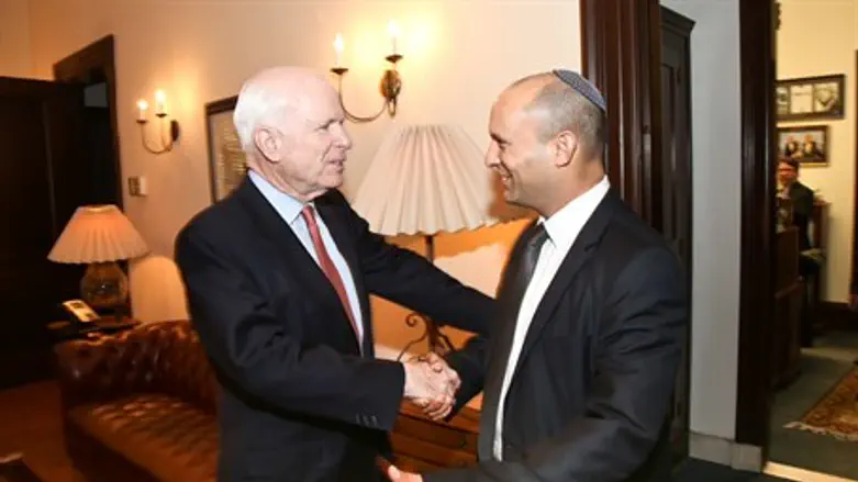 Встреча Беннета с сенатором Маккейном