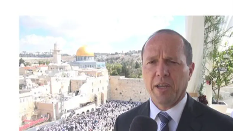 ראש העיר ניר ברקת