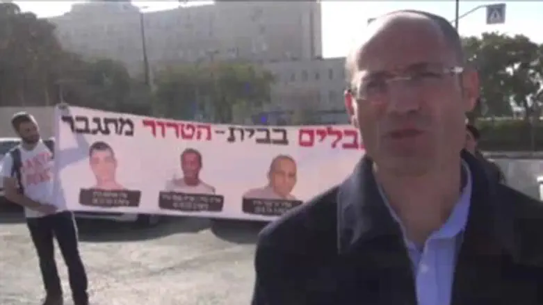 «Мы призываем остановить террор!»