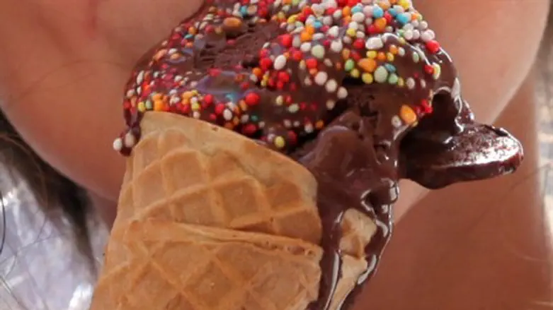 לפנק? גלידה