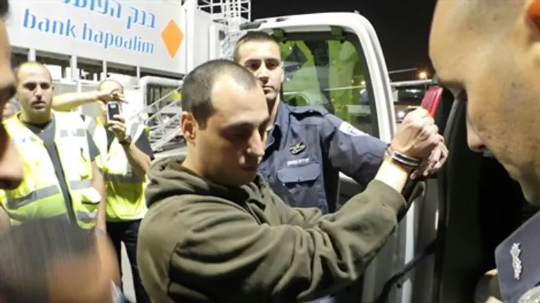 משה בן איבגי הוסגר לישראל